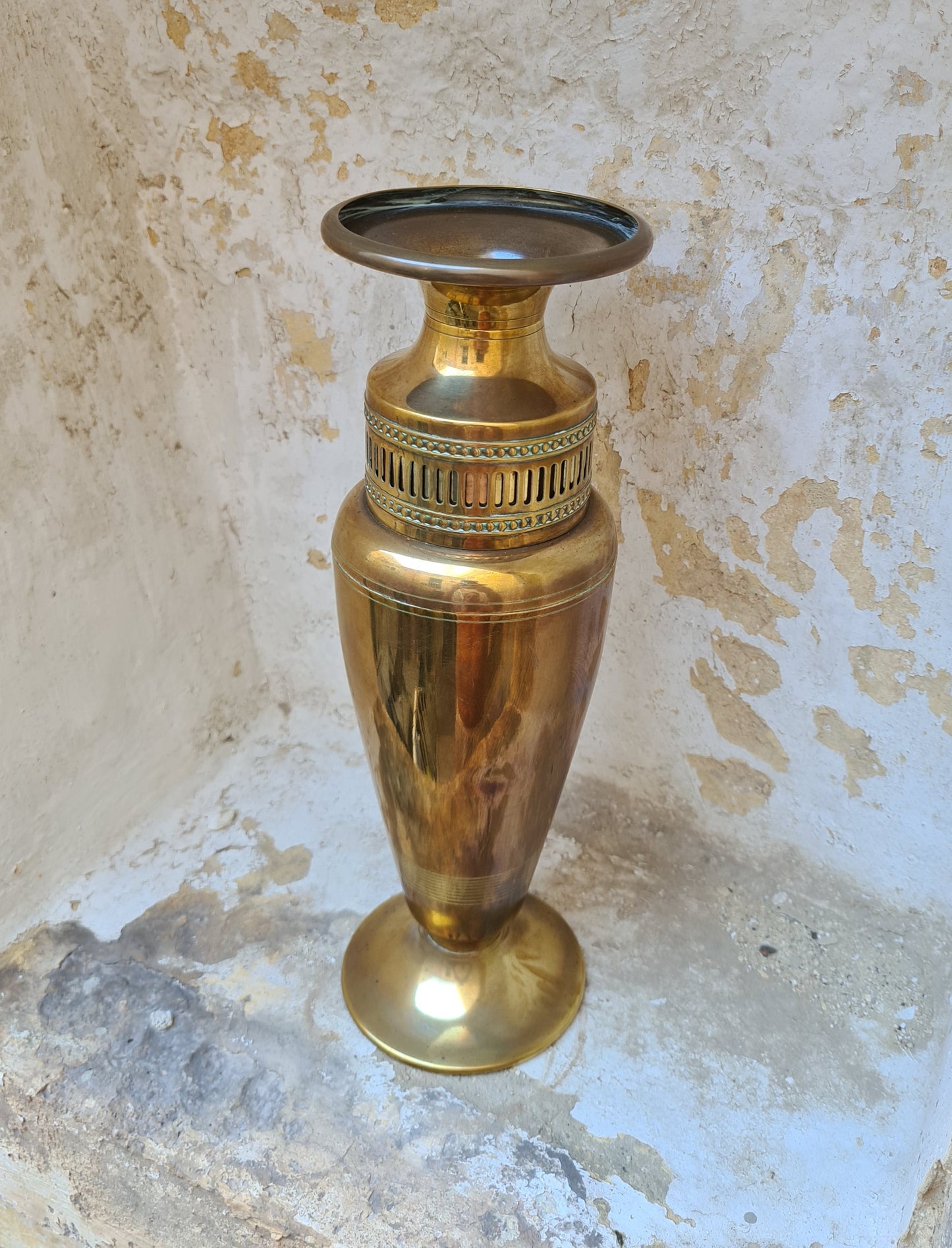 Yellow brass Jugendstil vase circa 1900