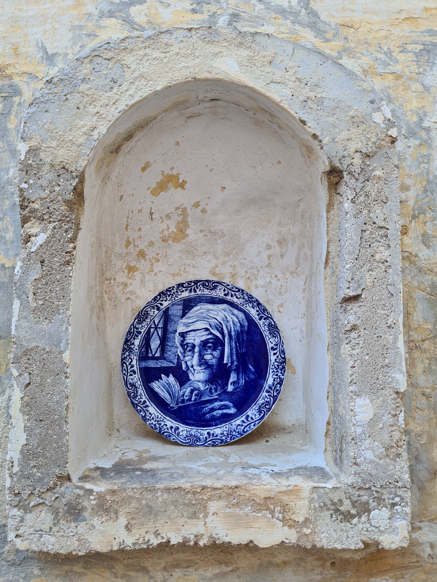 Delft Blue Plate with Fisherwoman by Boch | 1950s