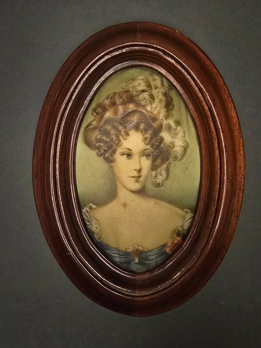 The lady and the frame