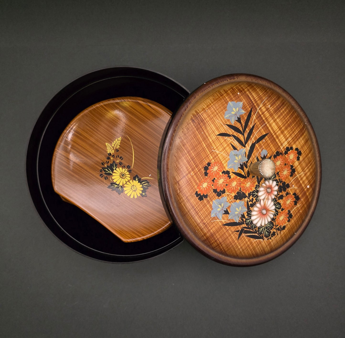 Vintage Japanese Lacquer Box with Coasters