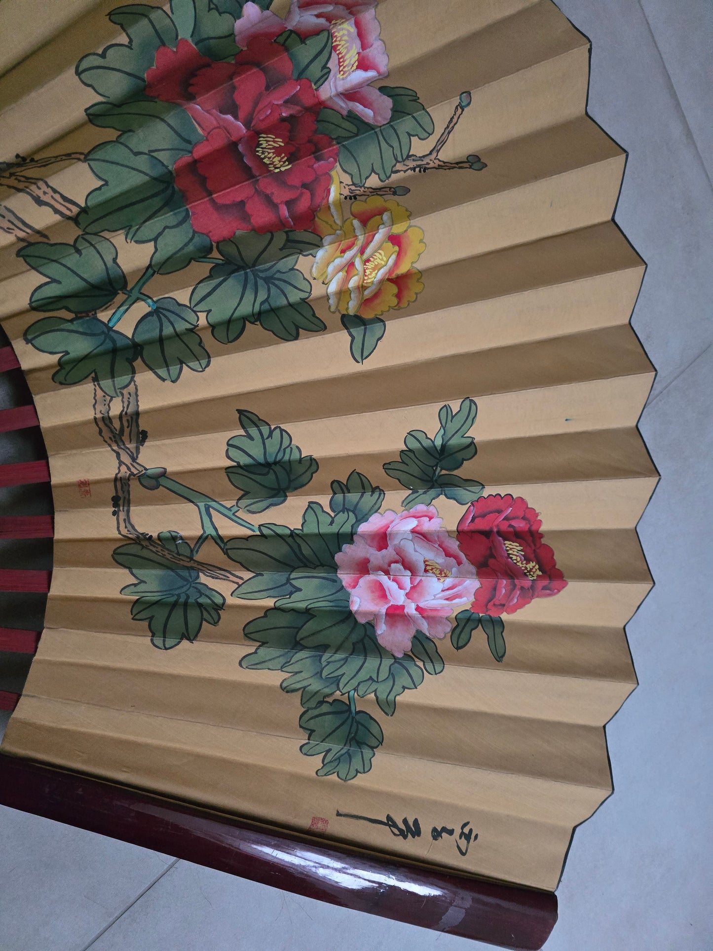 Vintage Japanese Wall Fan 1920s - Hand-Painted Rice Paper with Mahogany