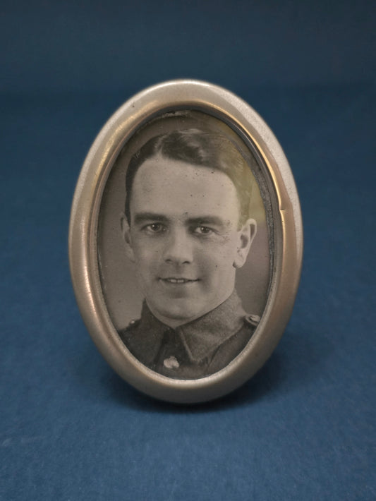 Tiny Oval Silver-Plated Photo Frame - EPNS England 1930s