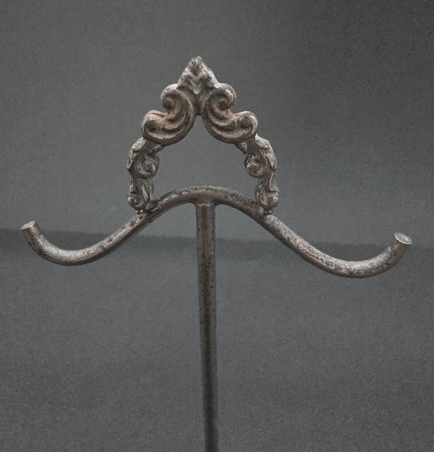 Jewelry Stand - Edwardian Era 1920