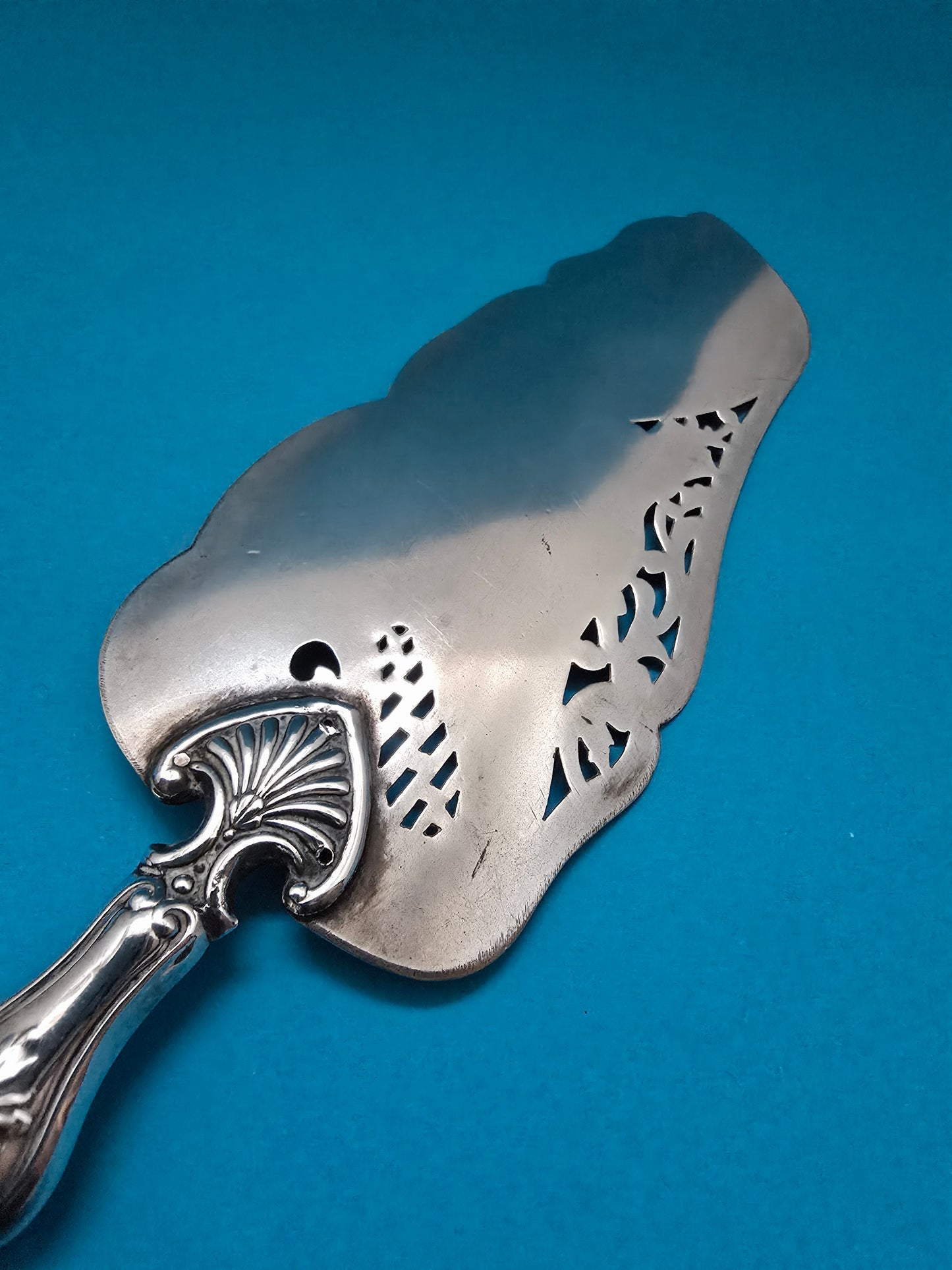 French Dragon Cake Server with Sterling Silver Handle - Belle Époque 1890