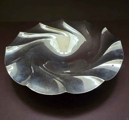 Ibis Swirl Bowl on Ball Feet - Italy 1950s