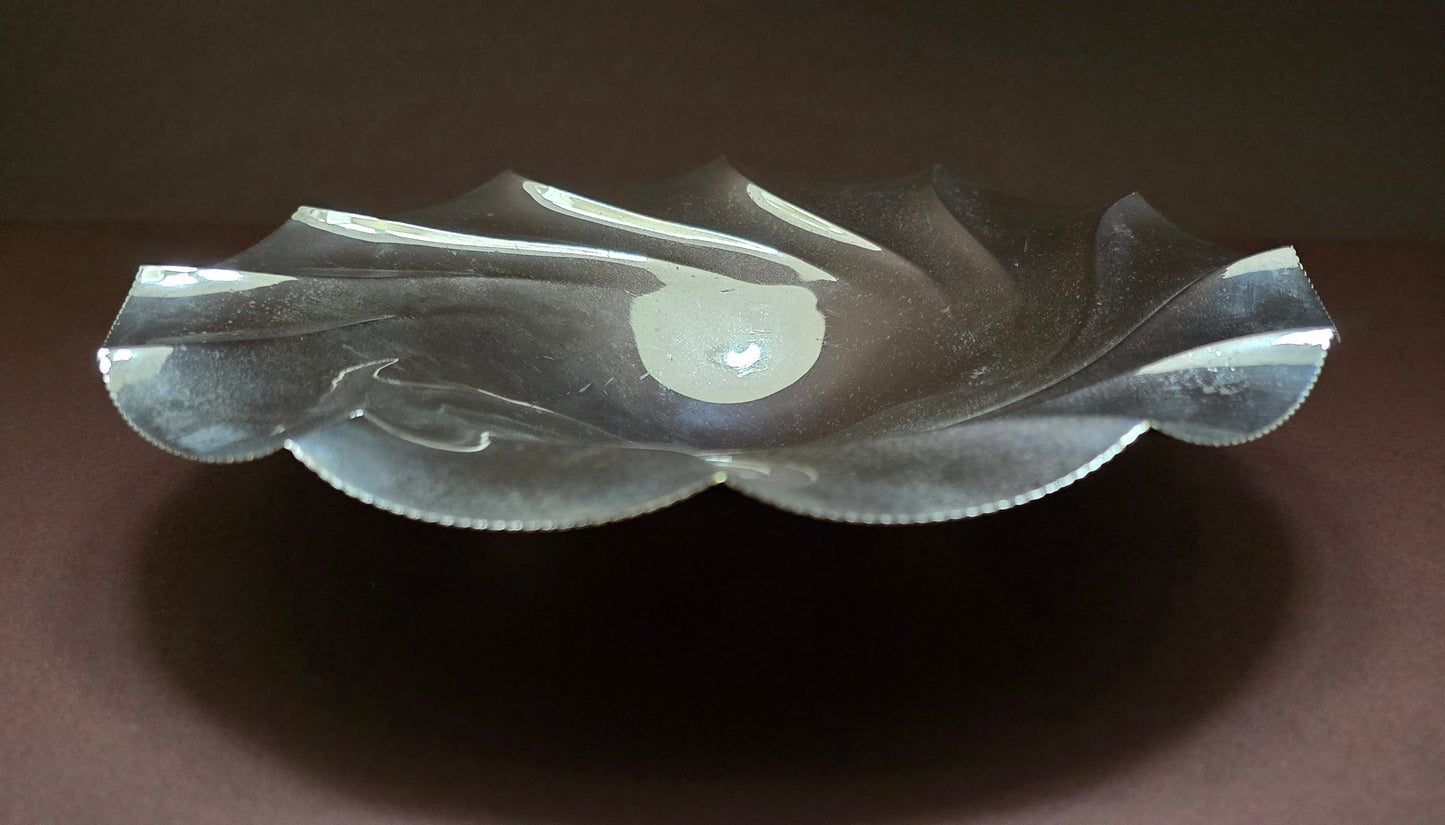 Ibis Swirl Bowl on Ball Feet - Italy 1950s
