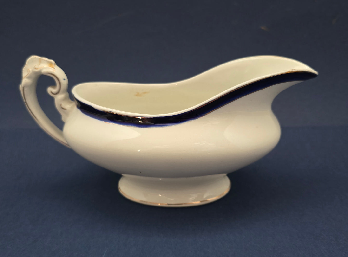 English Gravy Boat for L. Balbi Malta - Art Deco 1930s