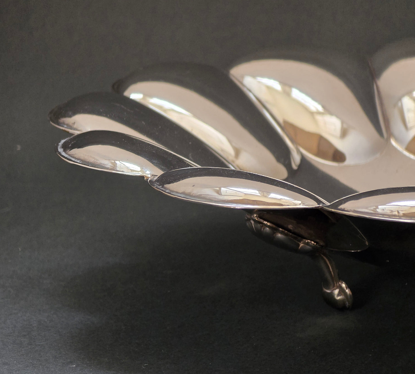 IBIS Italy Silver Plated Petal Bowl on Feet - Mid-Century Italian Design (1950s)