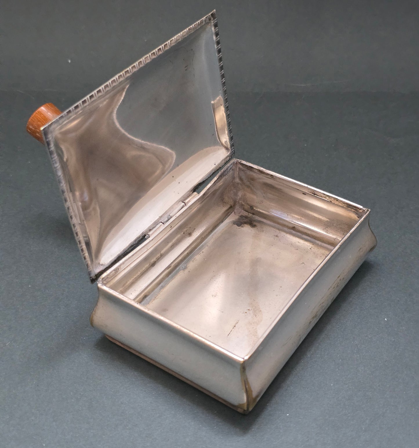 English EPNS Silent Butler Crumb Tray with Wooden Handle (circa 1920s)