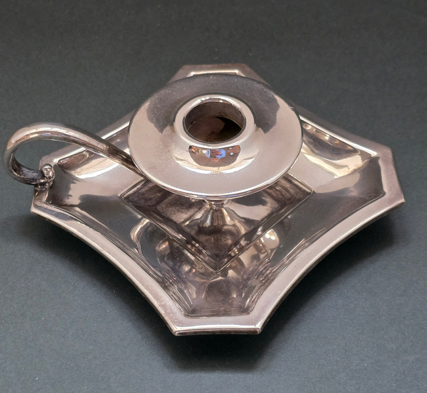 J.B. Chatterley & Sons EPNS Chamber Candlestick with Hexagonal Design (circa 1890-1910)