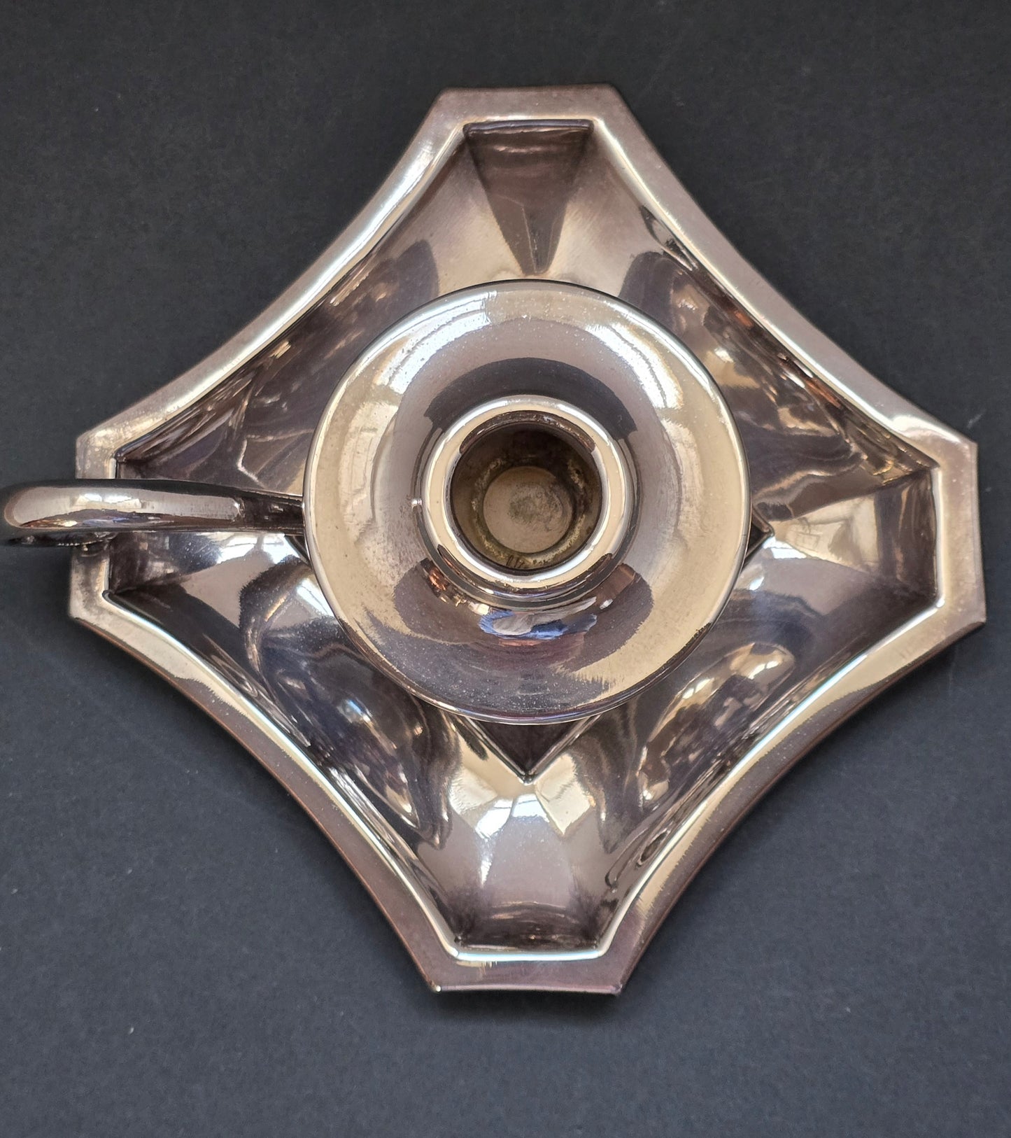 J.B. Chatterley & Sons EPNS Chamber Candlestick with Hexagonal Design (circa 1890-1910)
