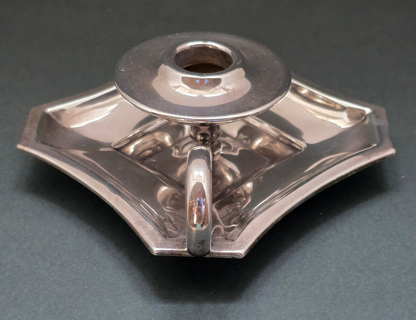 J.B. Chatterley & Sons EPNS Chamber Candlestick with Hexagonal Design (circa 1890-1910)