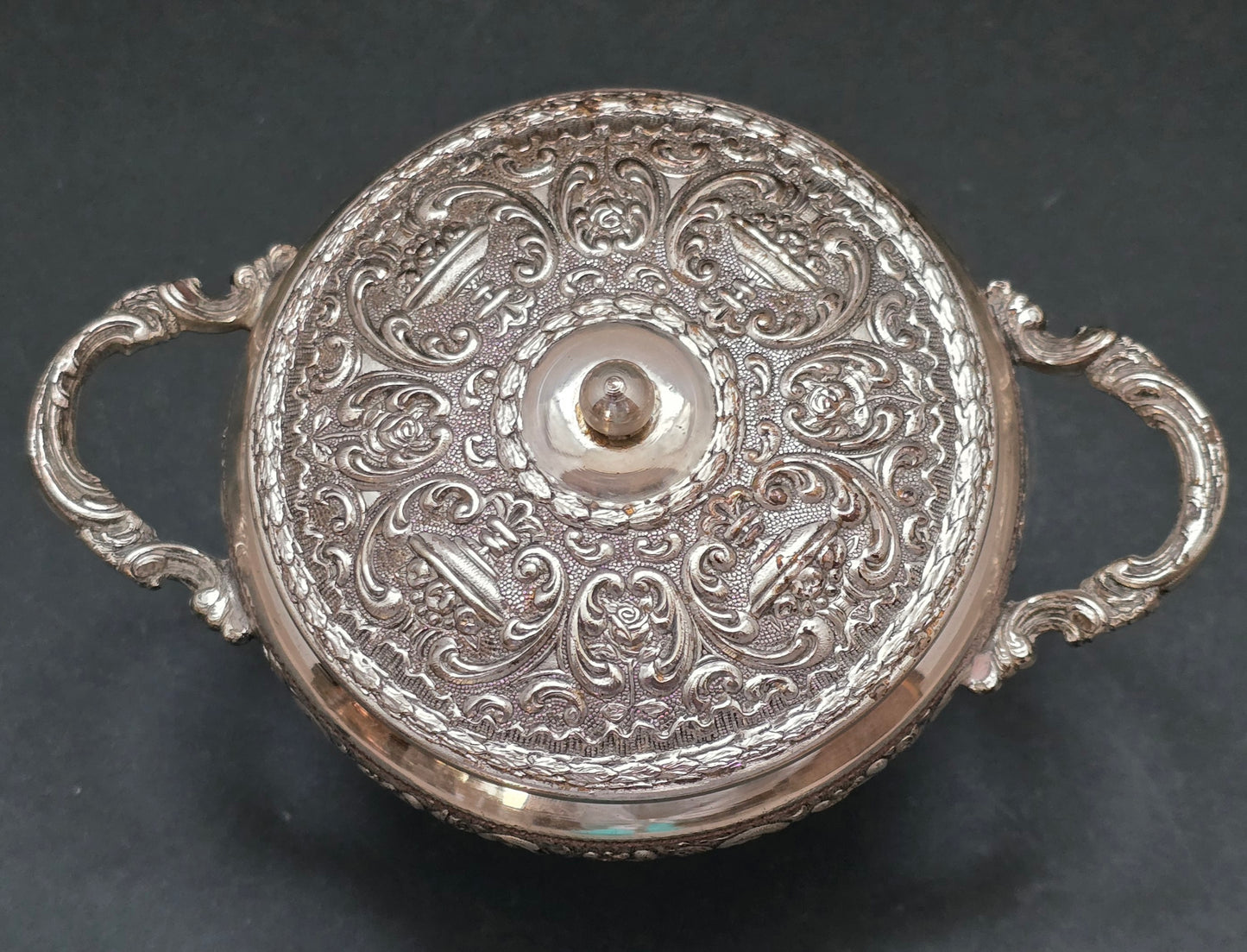 Antique Pewter Covered Serving Dish with Fleur de Lys Mark - Museum Quality Repoussé Work (1780-1840)