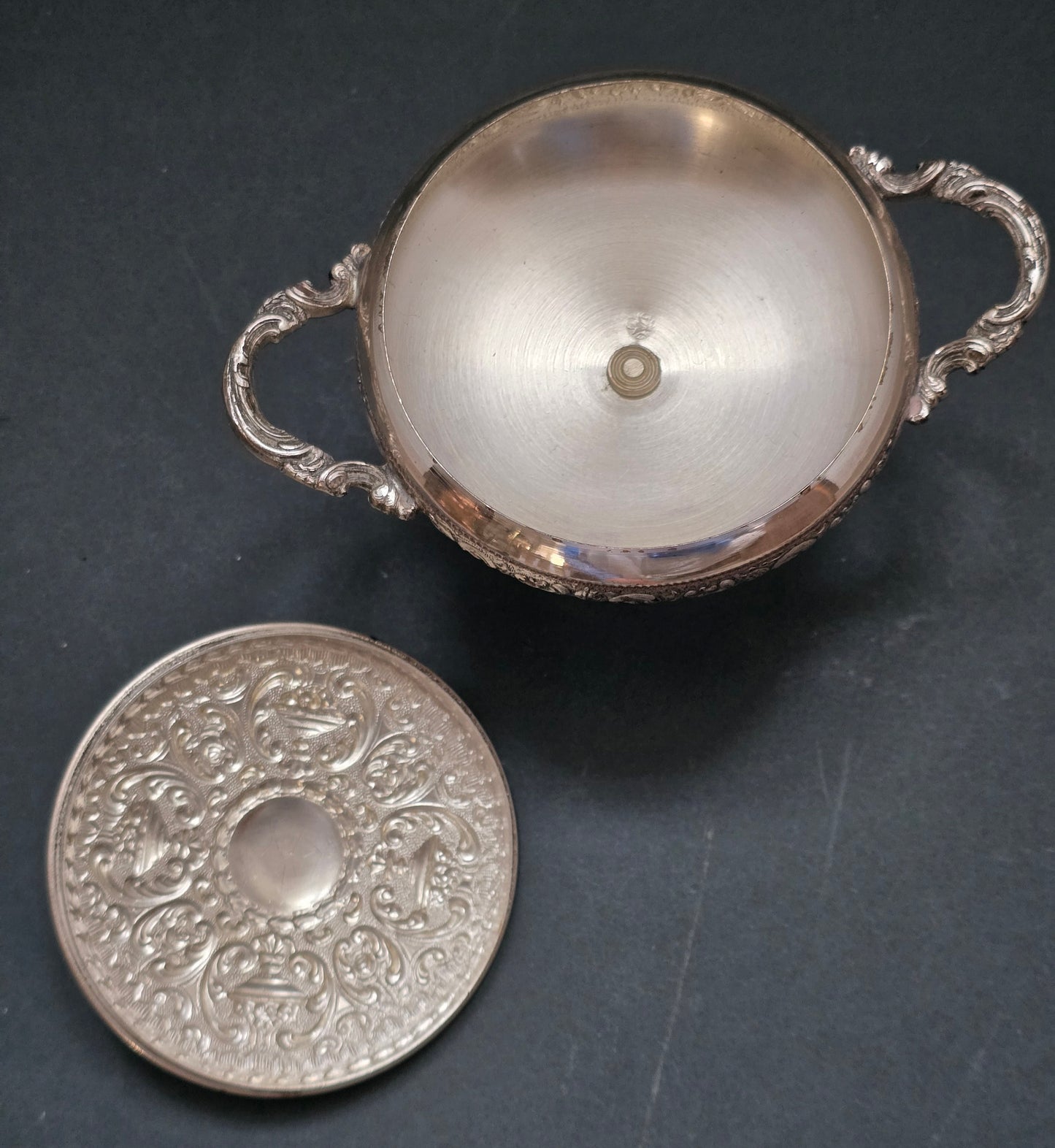 Antique Pewter Covered Serving Dish with Fleur de Lys Mark - Museum Quality Repoussé Work (1780-1840)