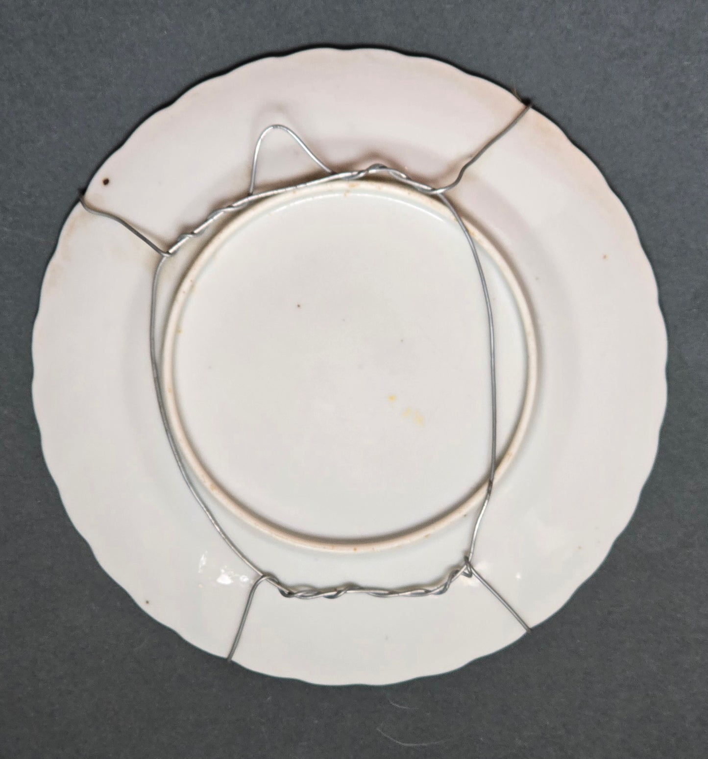 Qianlong Dynasty Export Plates c.1750 - Chinese Imari Porcelain Set of 3 with Wall Hangers