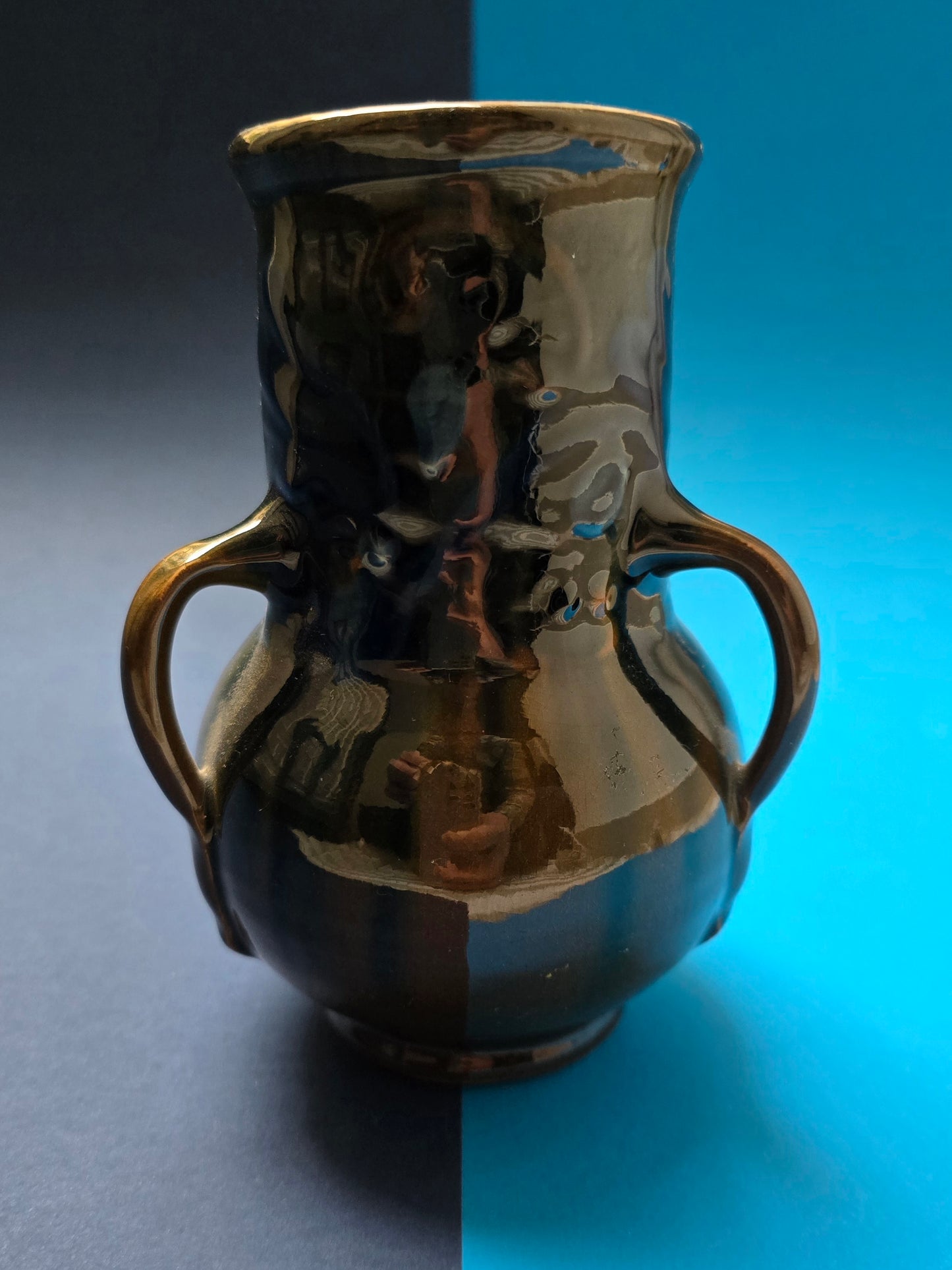 Mobach Vase Utrecht – Iridescent Lustre Glaze, c.1900-1910