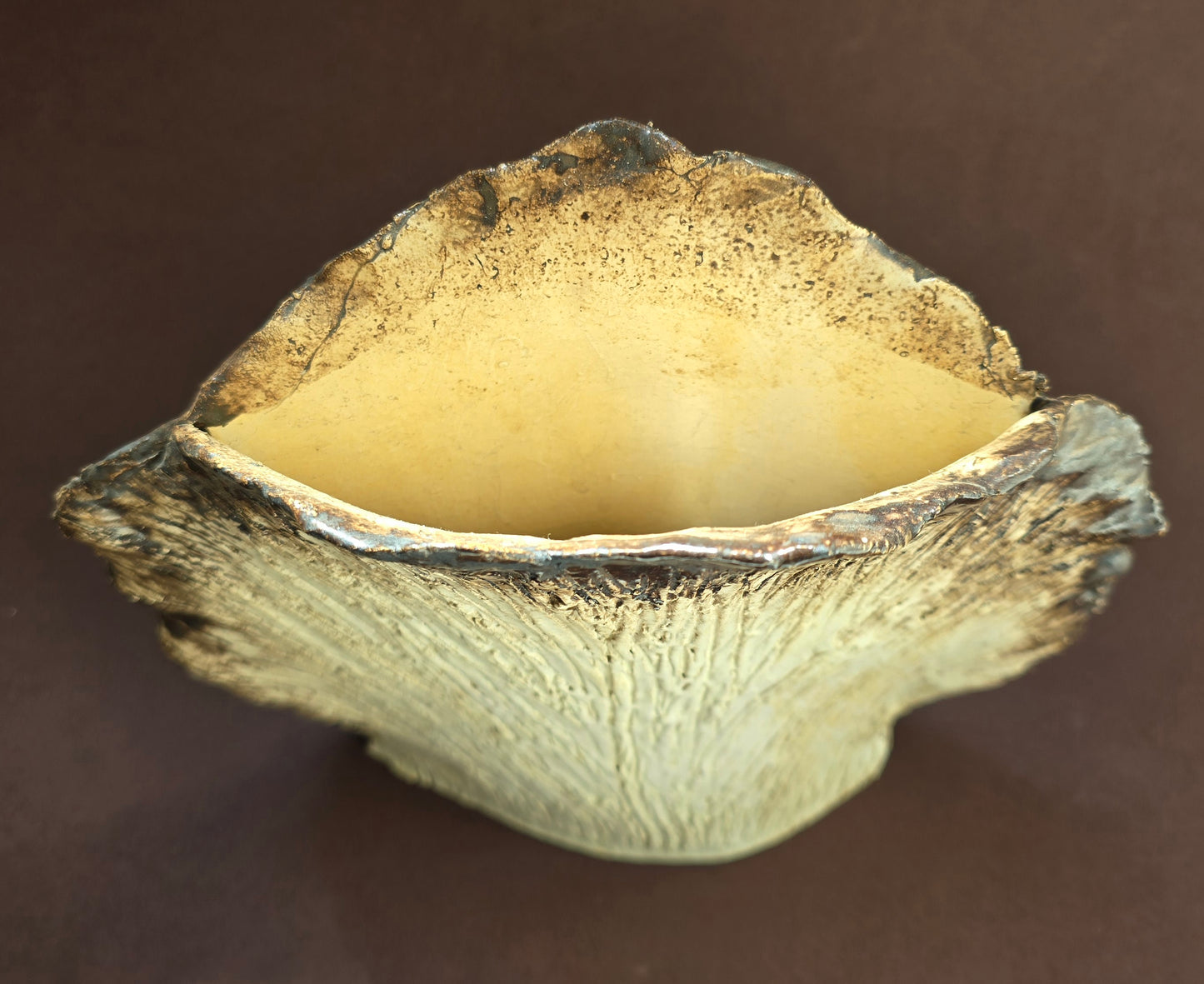 Sepp Treiber Unikatkeramik Shell Bowl – Studio Pottery, Rust, Austria, 1960s