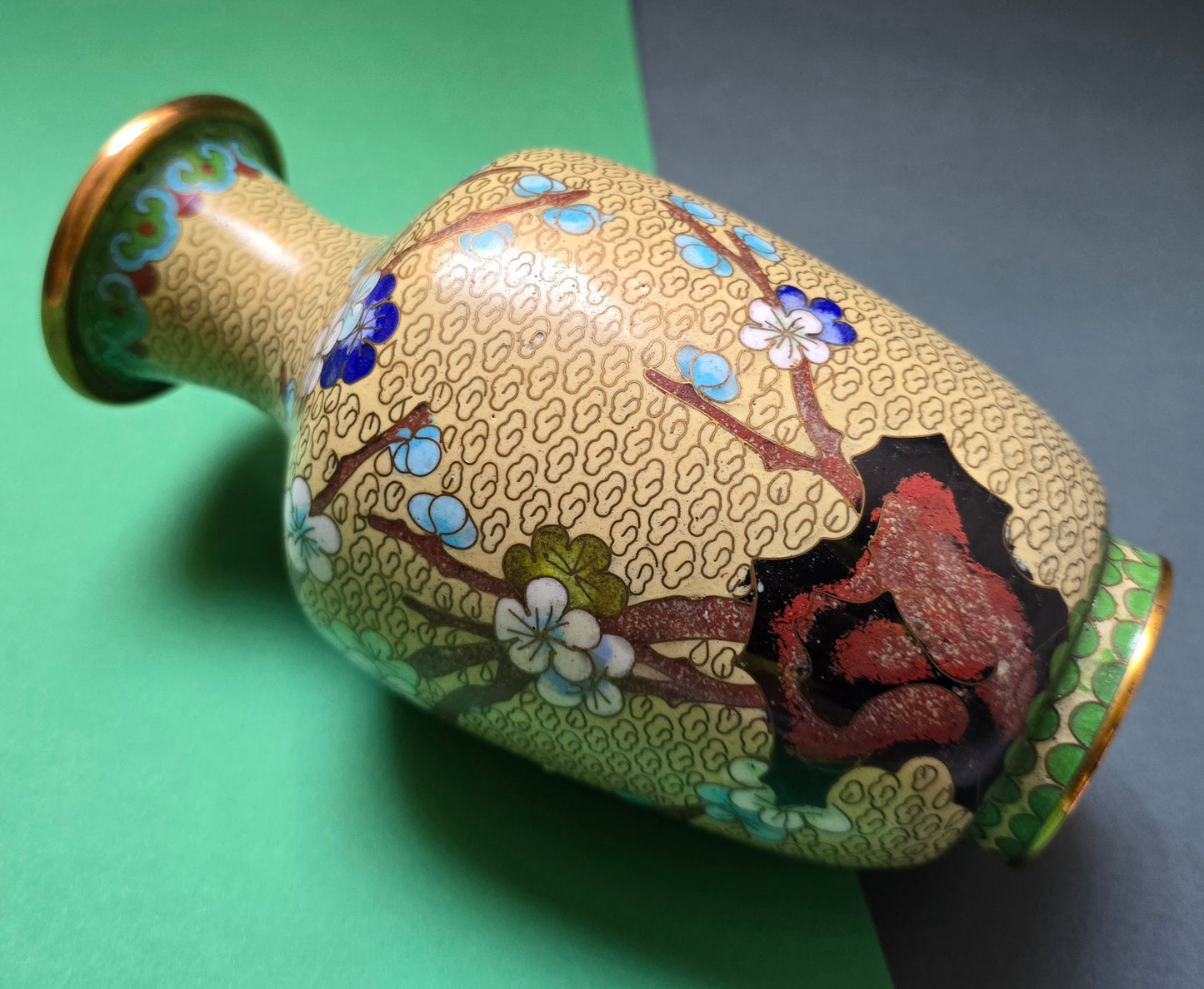 Chinese Cloisonné Vase – Peony & Ruyi Cloud Pattern, 1930s–40s