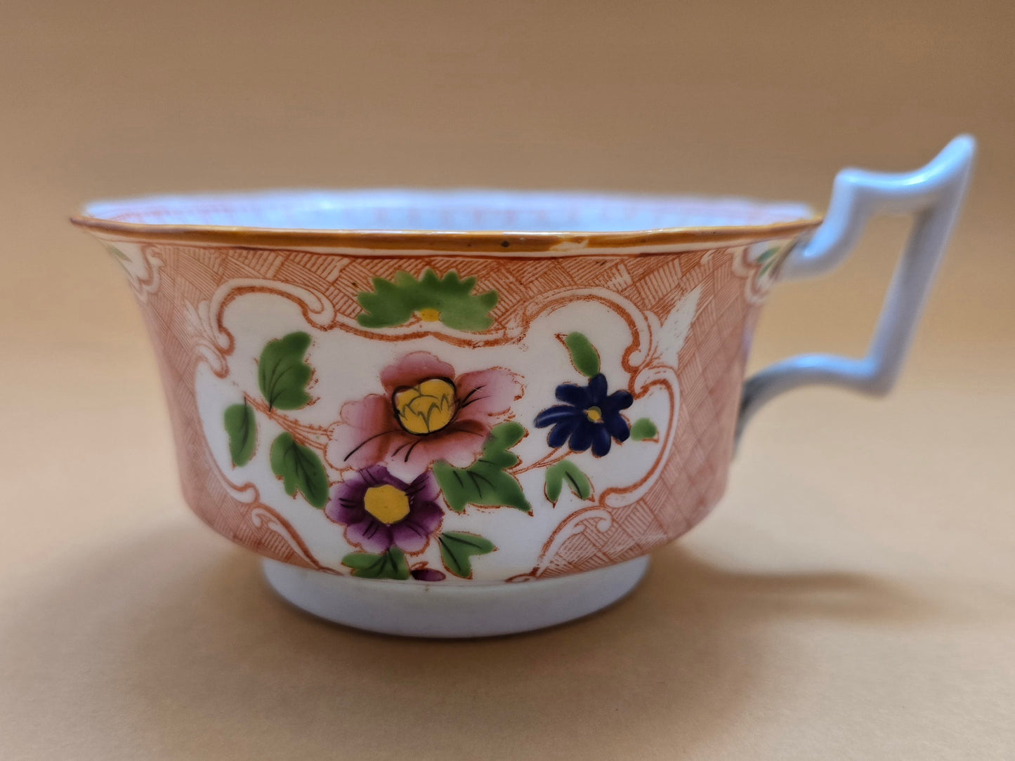 Minton Antique Floral Basket Weave Dinnerware — c.1830 England