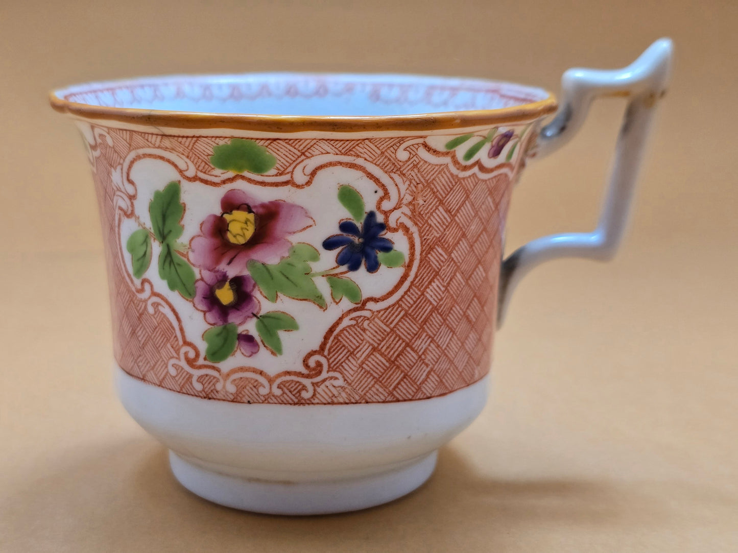 Minton Antique Floral Basket Weave Dinnerware — c.1830 England
