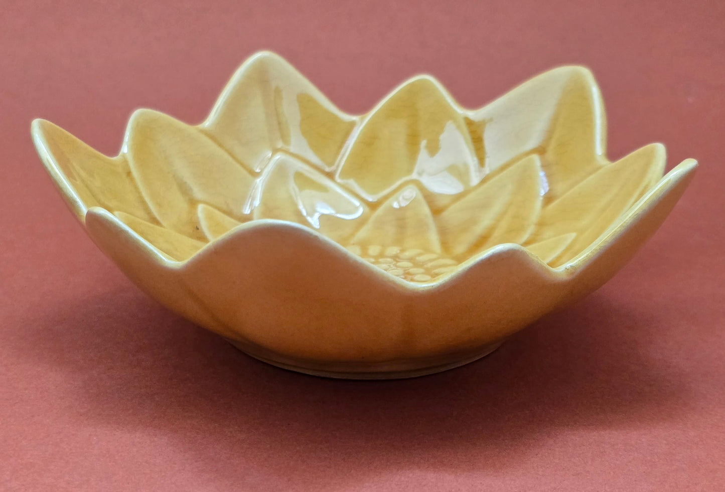 Casa Pupo Vintage Amber Sunflower Dish – Portugal, 1970s