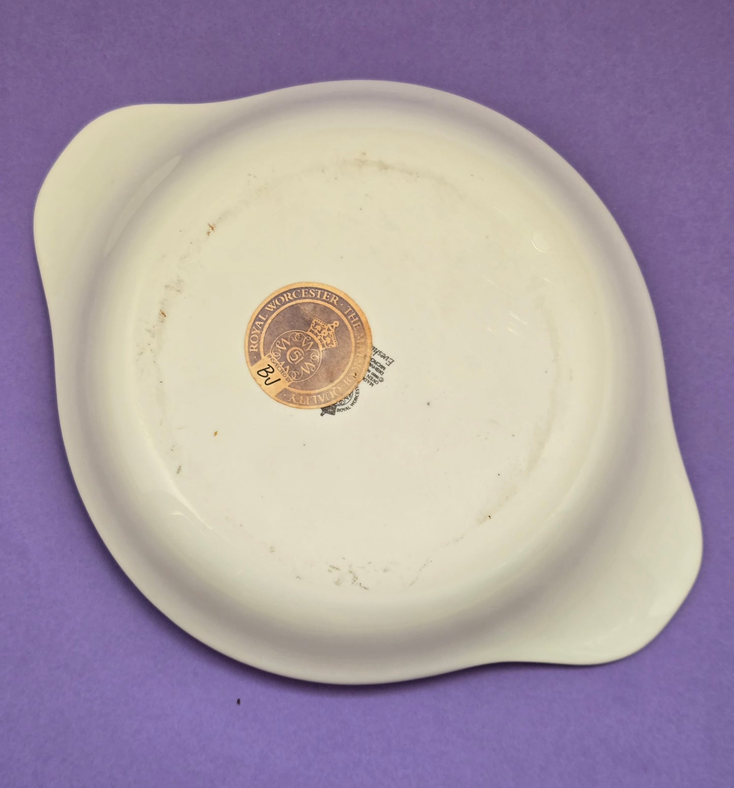 Royal Worcester Evesham Leaf-Shaped Oven Dish – c.1980