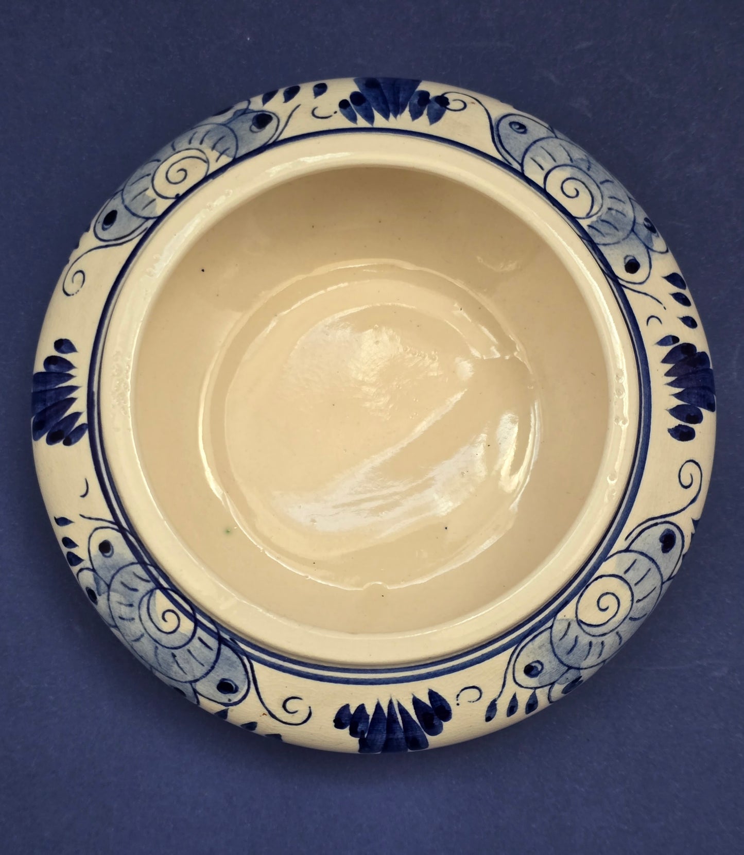 Delft Blue Hand-Painted Lidded Pot – Holland, c.1960