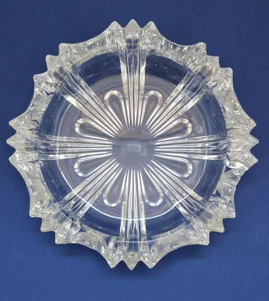 Vintage Round Crystal Ashtray – Star & Fan Pattern, c.1970