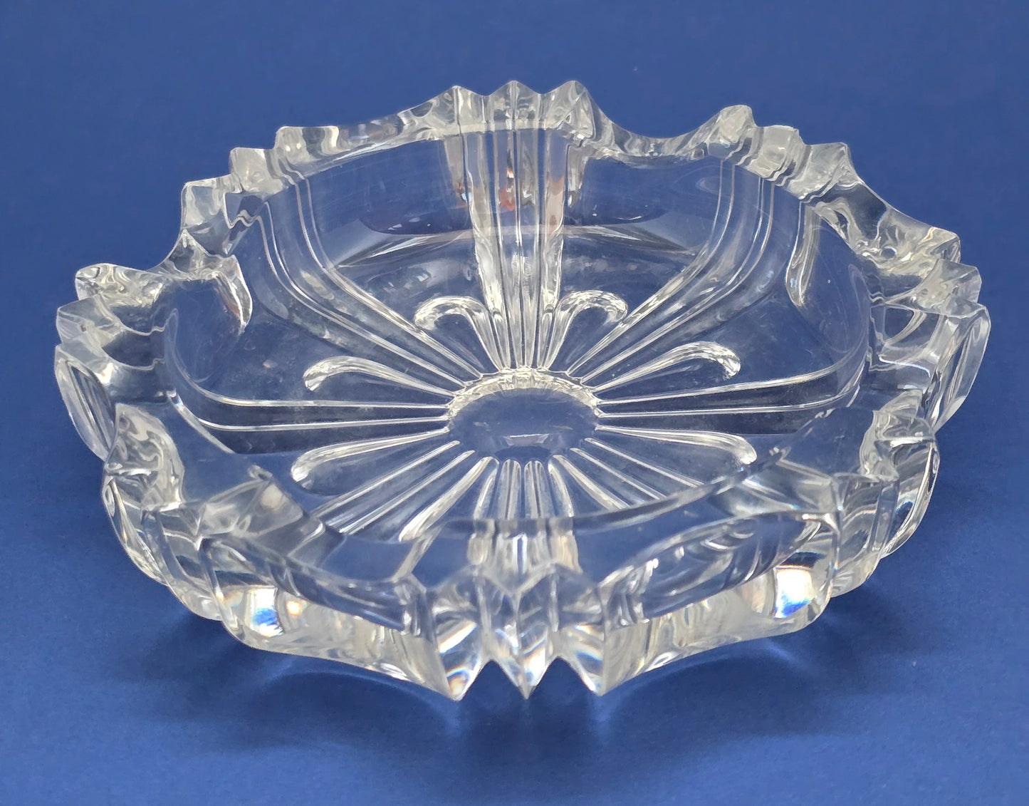 Vintage Round Crystal Ashtray – Star & Fan Pattern, c.1970