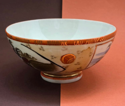 Japanese Kutani porcelain bowl – top view showing iron-red central medallion with gold floral motifs