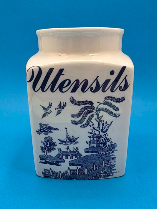 Blue Willow Utensils Pot by Regal – front view showing Blue Willow transfer print with pagoda, willow tree and Utensils script