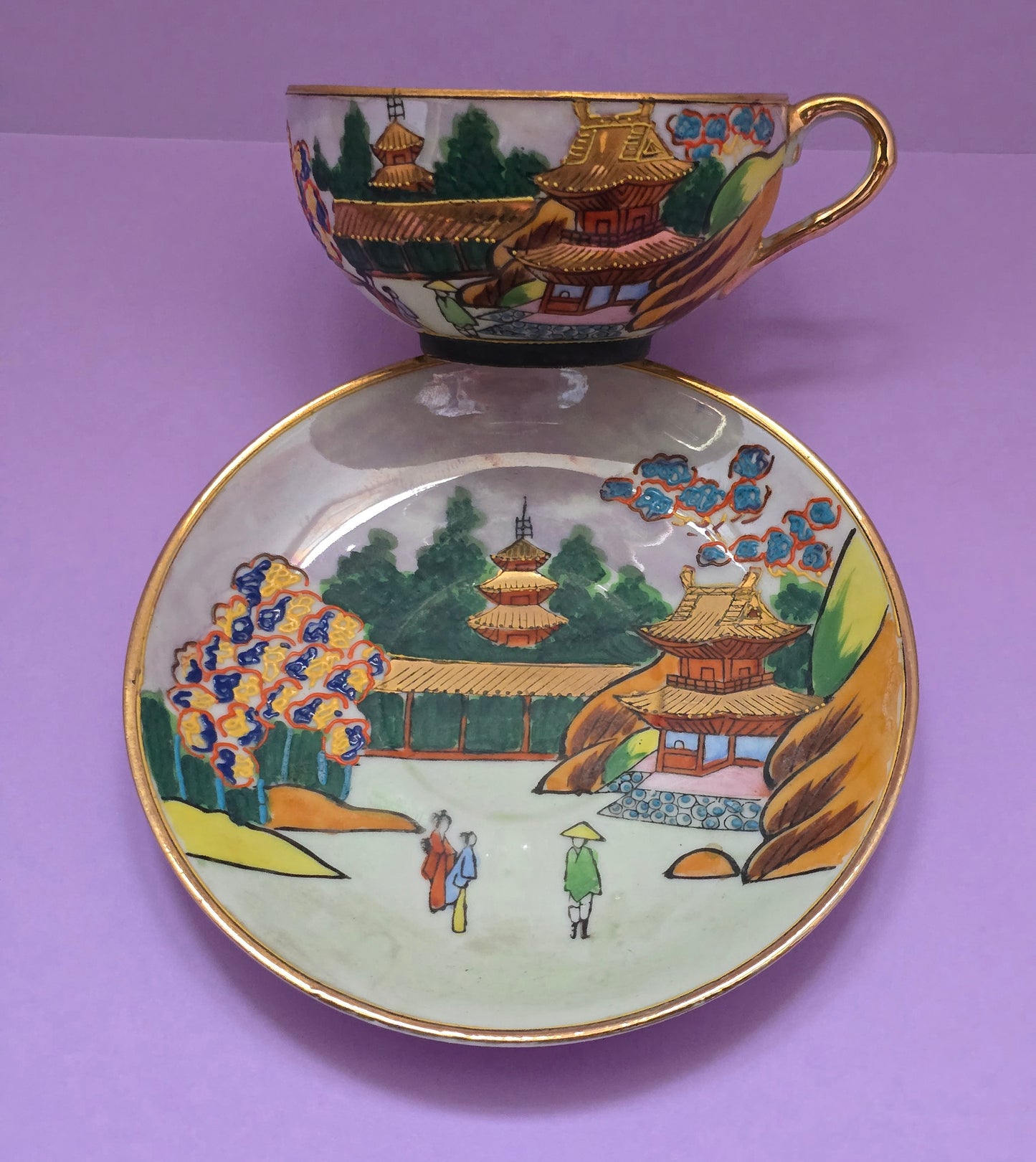 Satsuma Relief Hand-Painted Eggshell Porcelain Tea Cup & Saucer – 1920s Japan