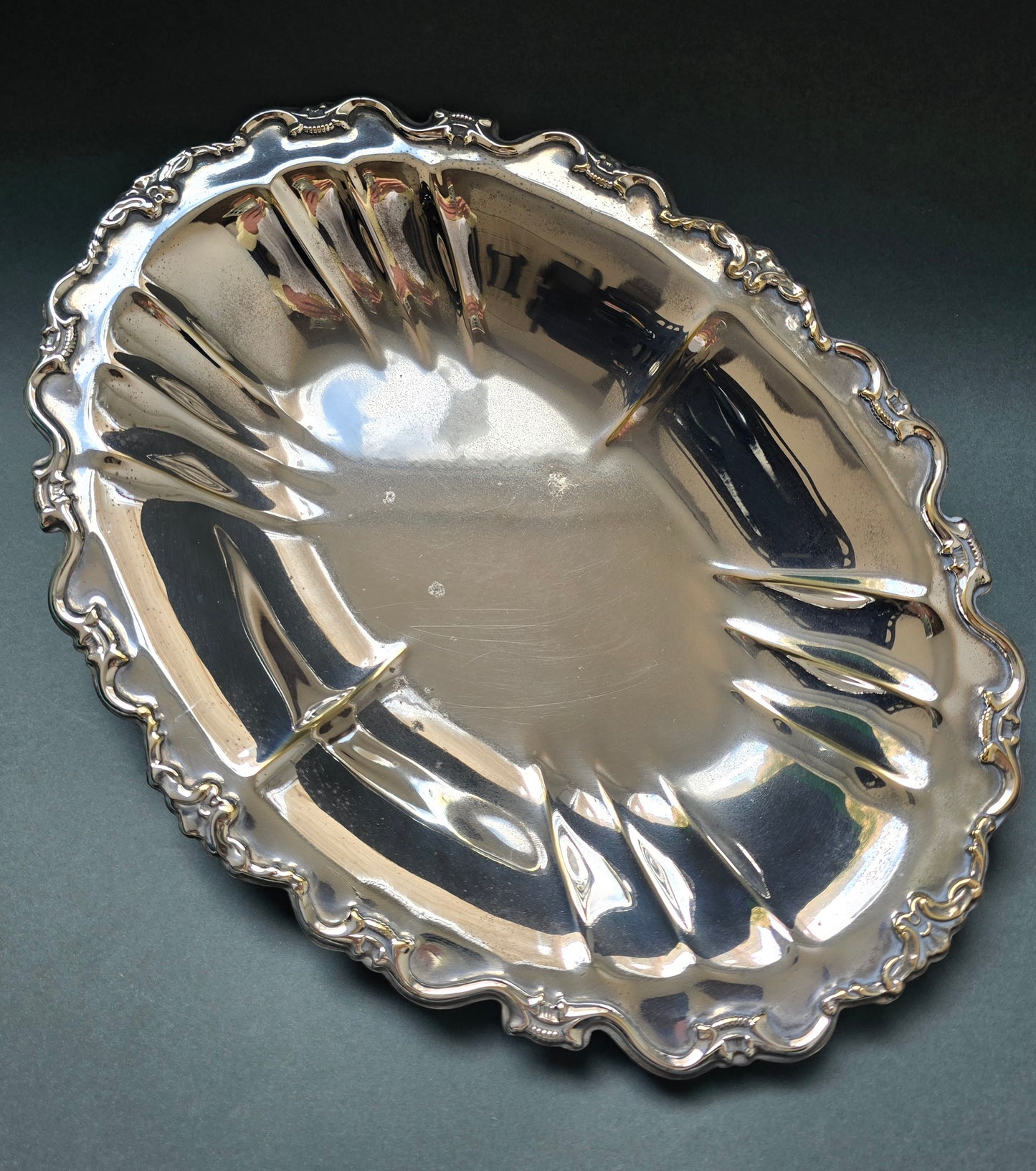 Sturges & Bladon Victorian Silver Plated Serving Dish – c.1890