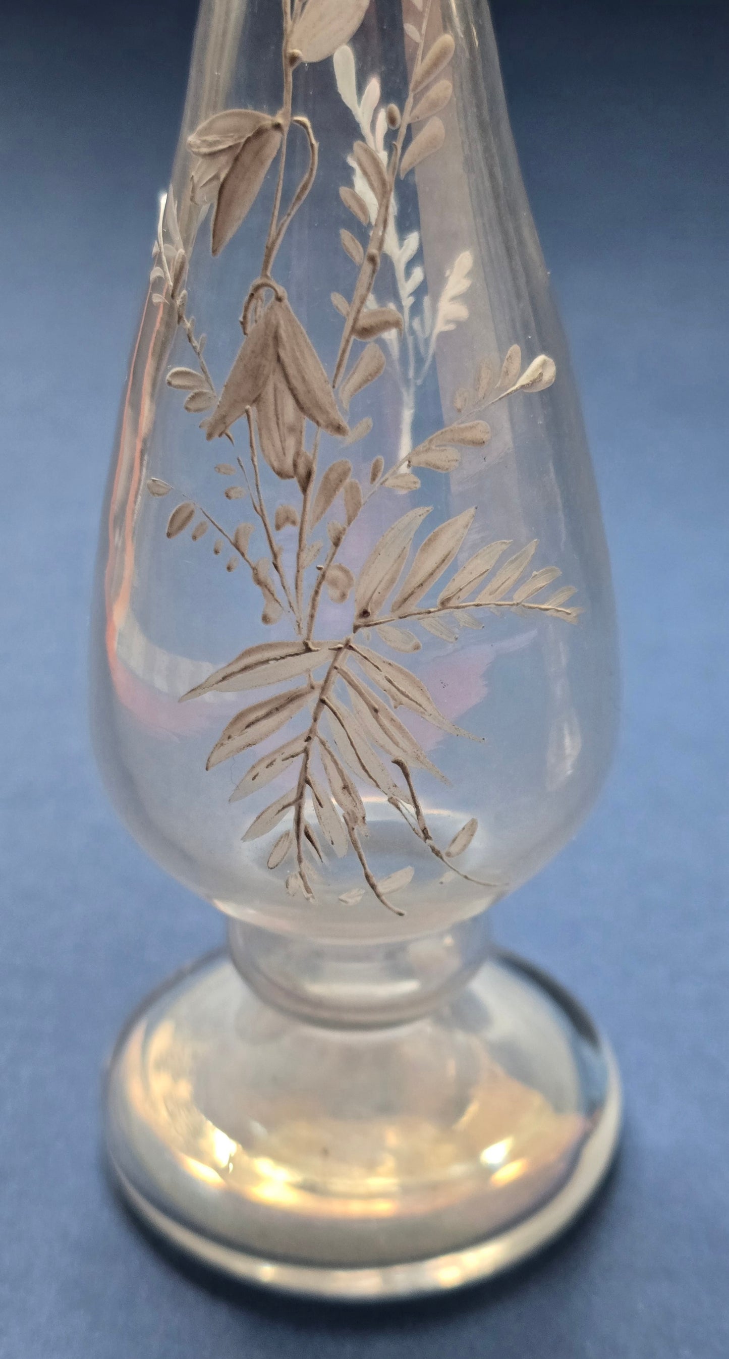 Pair of Bohemian Art Nouveau Iridescent Glass Vases, Loetz Style, Gilt Botanical Decoration, c.1890