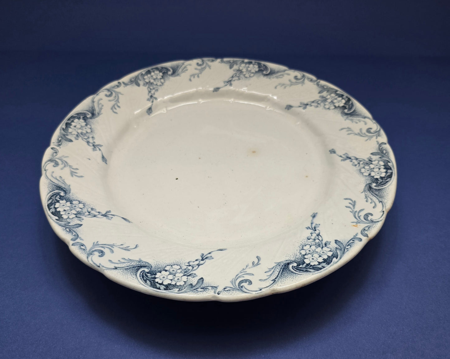 Keller & Guérin Angèle Antique Faience Tiered Cake Stand Set – c.1890, Lunéville