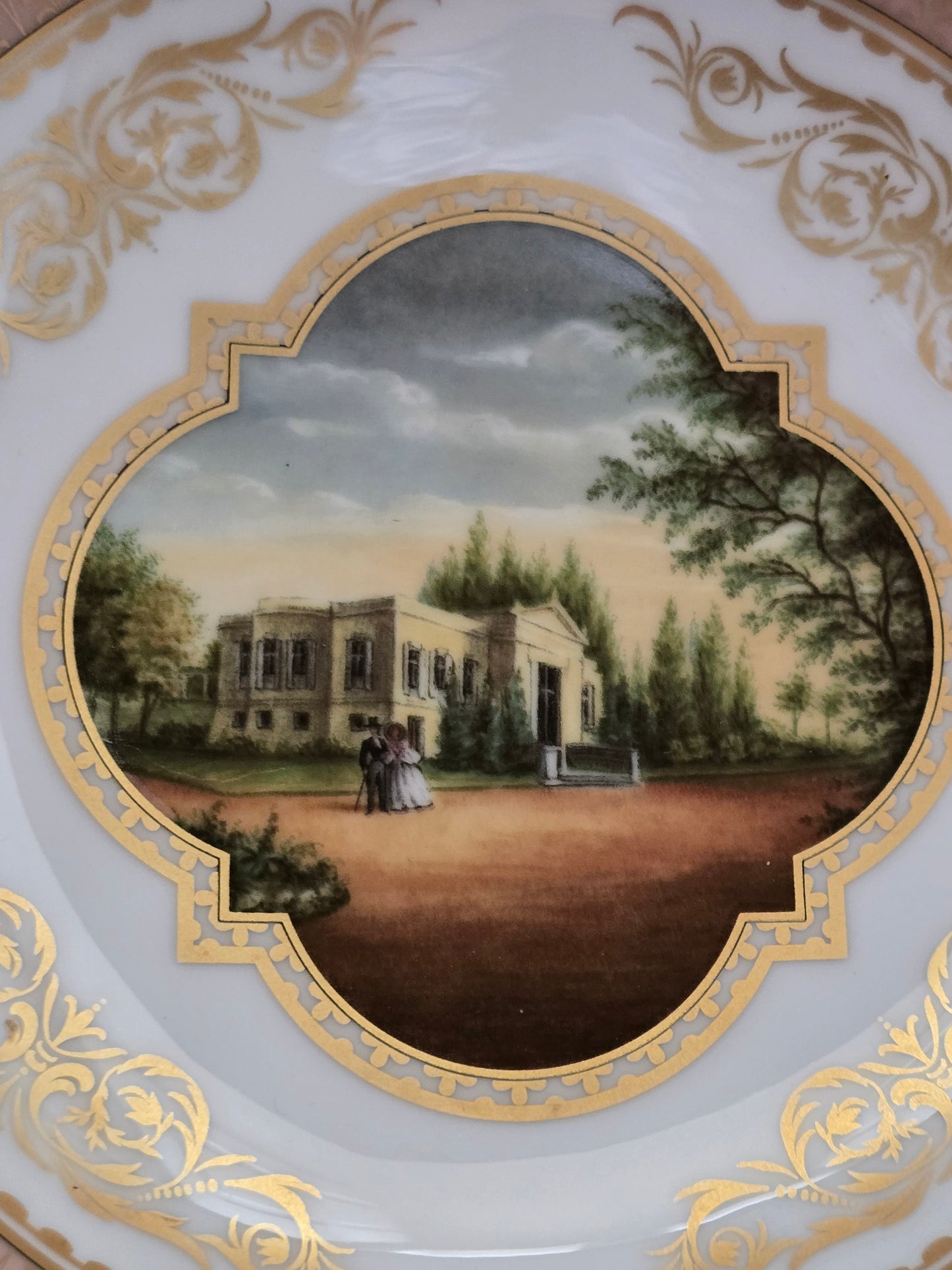 Kaiser Porcelain Belvedere Decorative Bowl – Design K. Nossek