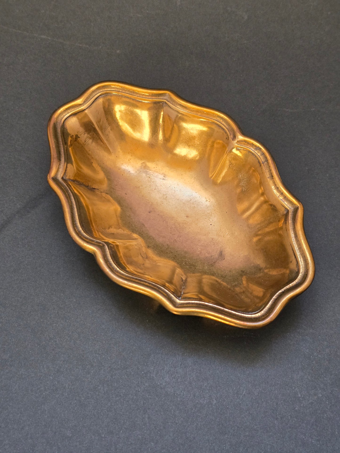 Antique Brass Vide-Poche | Scalloped Edge | c.1920s