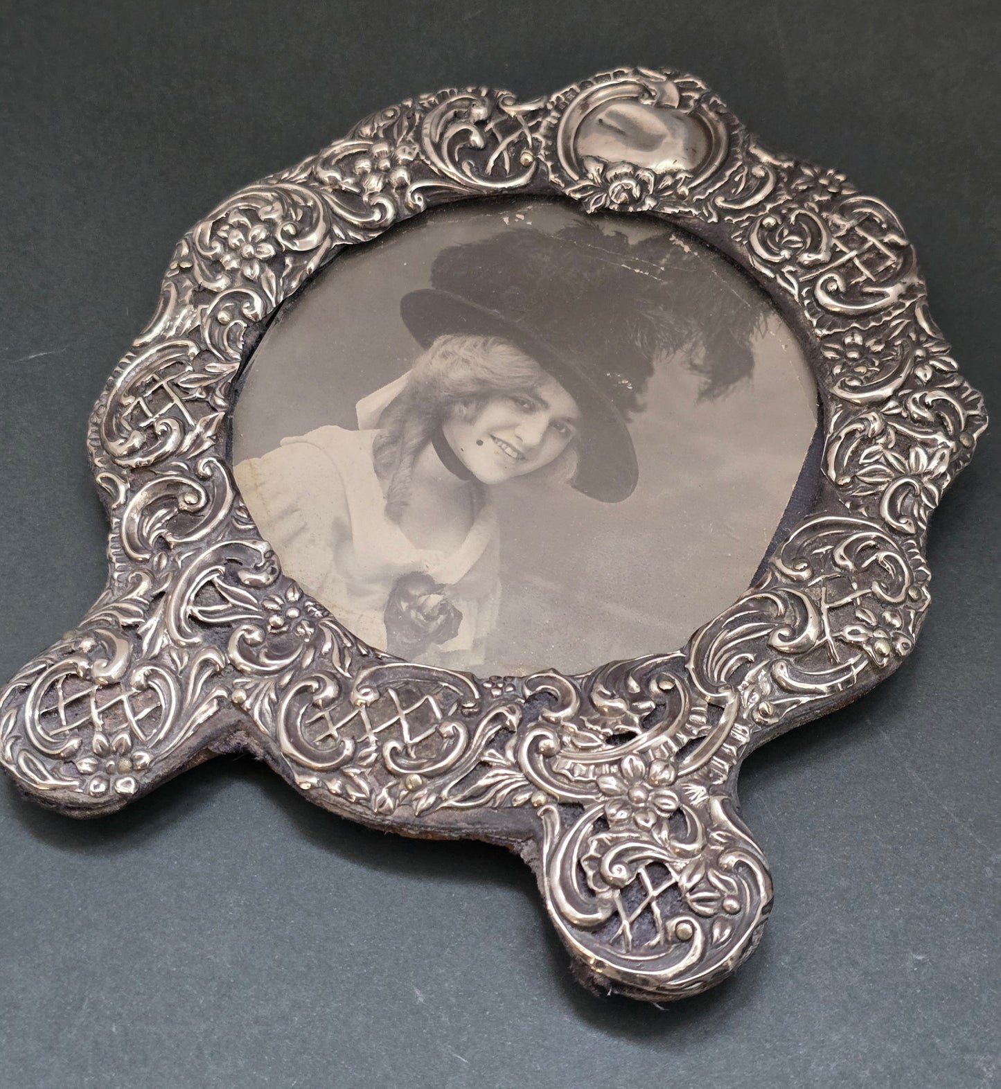 Antique English Sterling Silver Photo Frame | H.J. Moreton Birmingham | 1902