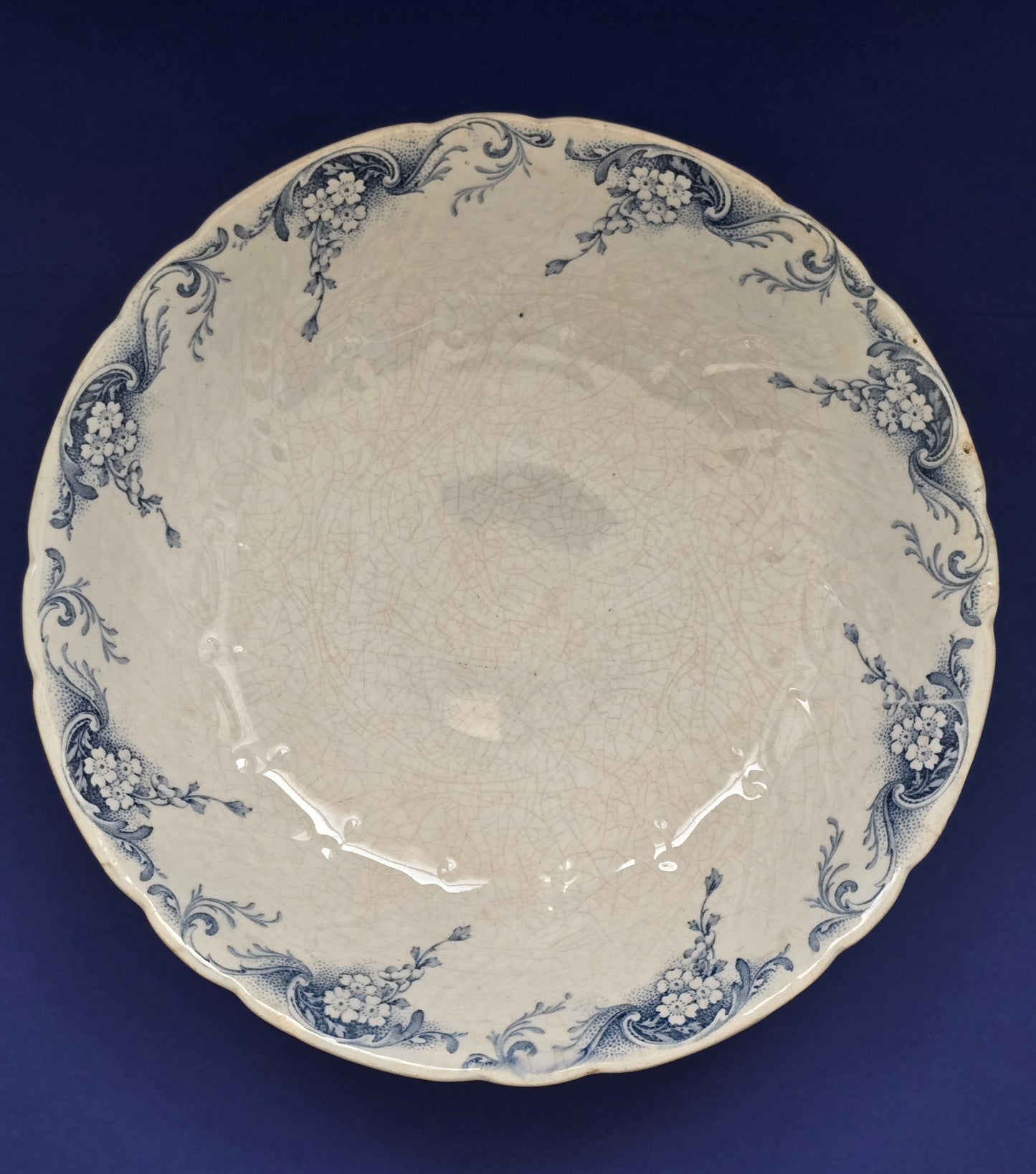 Keller & Guérin Angèle Antique Faience Tiered Cake Stand Set – c.1890, Lunéville