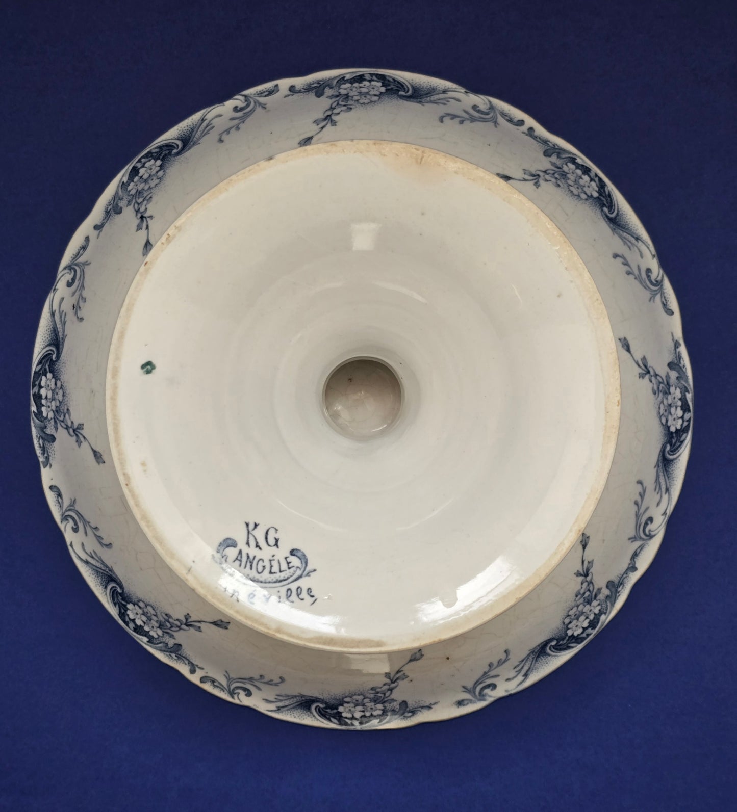 Keller & Guérin Angèle Antique Faience Tiered Cake Stand Set – c.1890, Lunéville