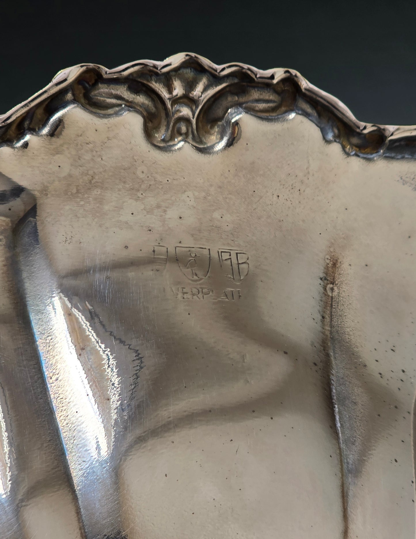 Sturges & Bladon Victorian Silver Plated Serving Dish – c.1890