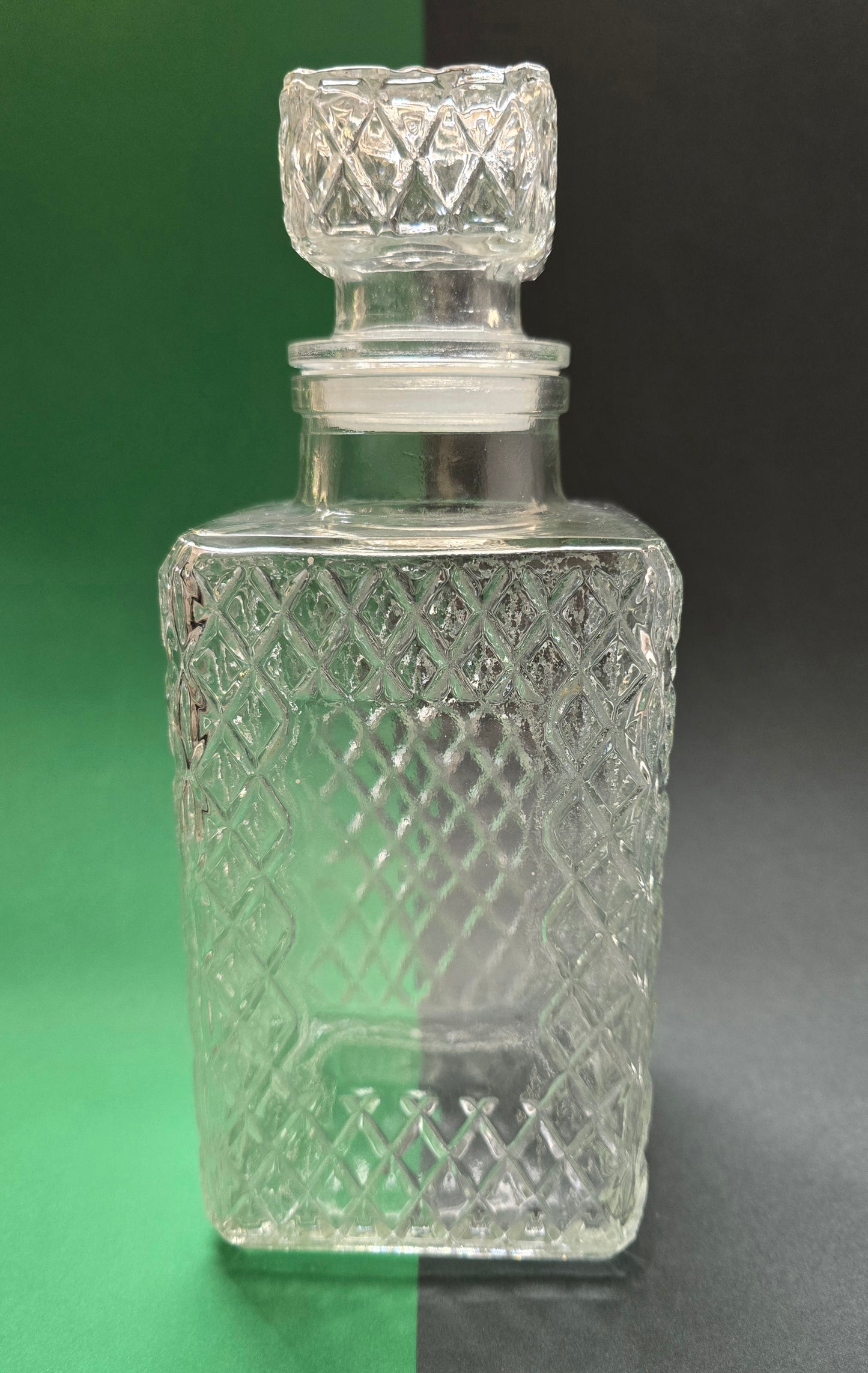 Vintage Diamond-Cut Glass Decanter with Stopper – c.1970s